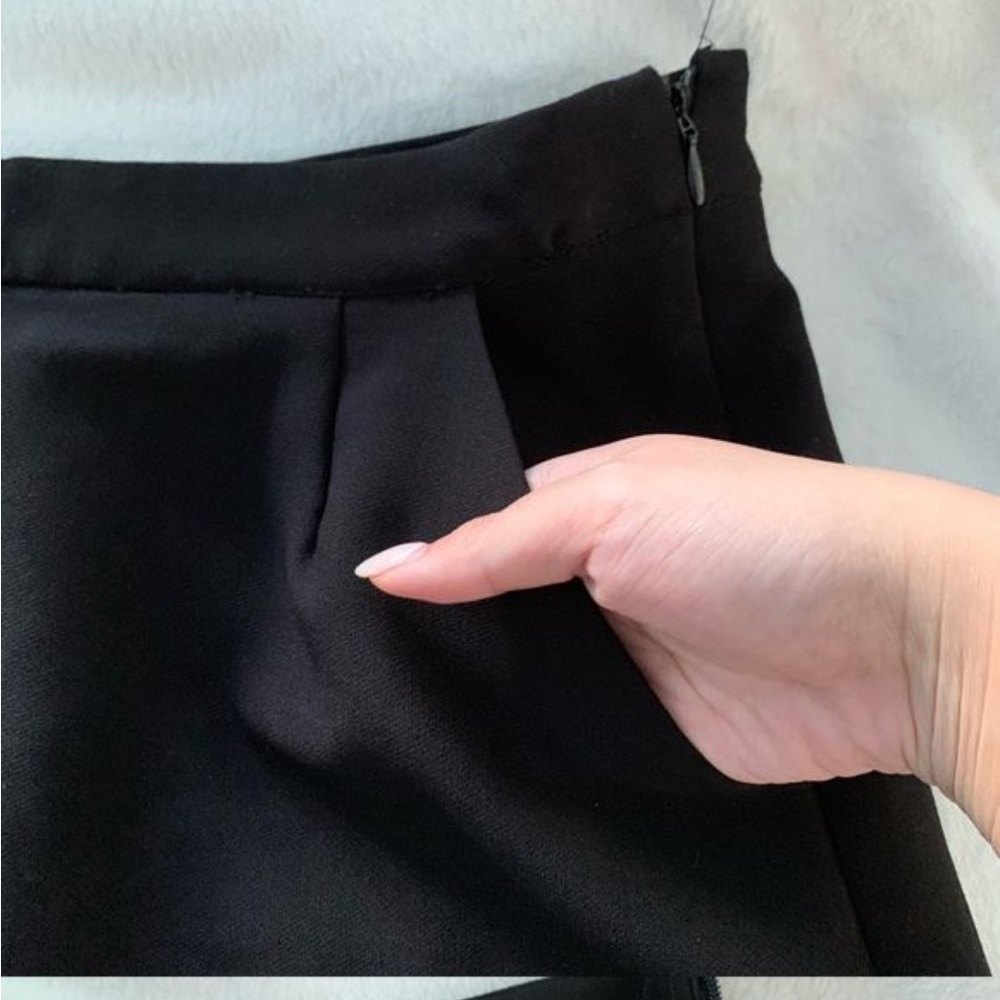 NWOT The Letter Tassel Mini Skirt size M - Picture 4 of 9